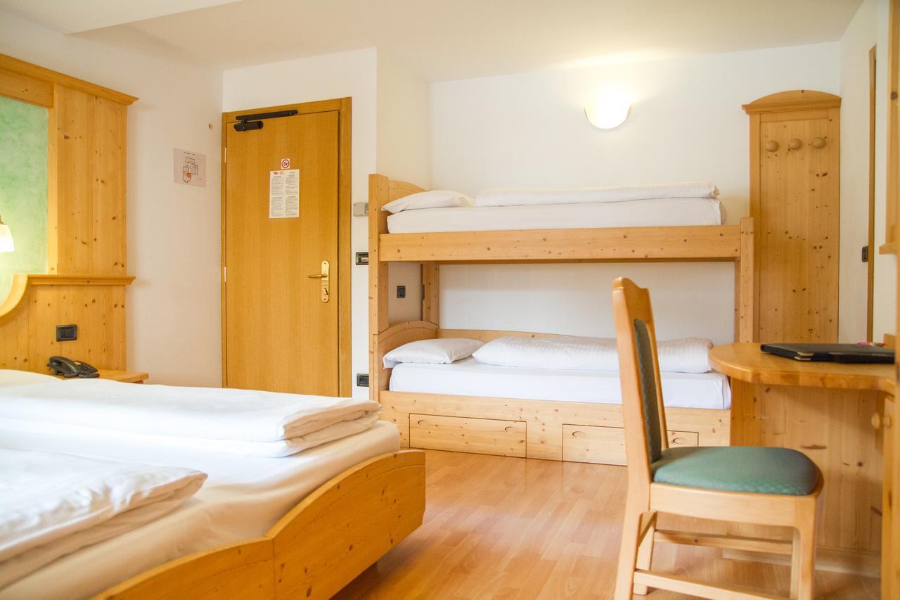 Hotel Genzianella Ziano di Fiemme Exteriér fotografie