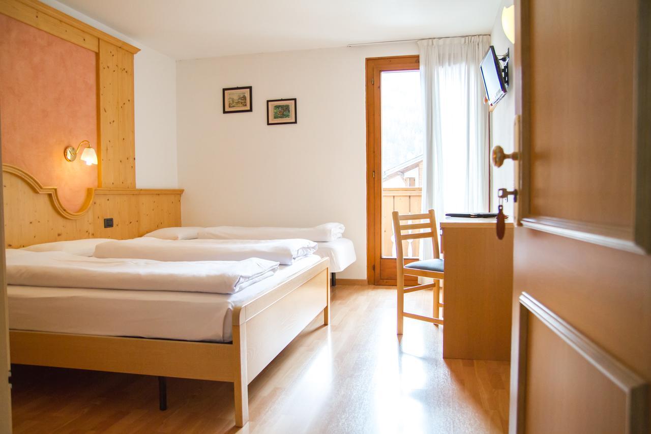 Hotel Genzianella Ziano di Fiemme Exteriér fotografie