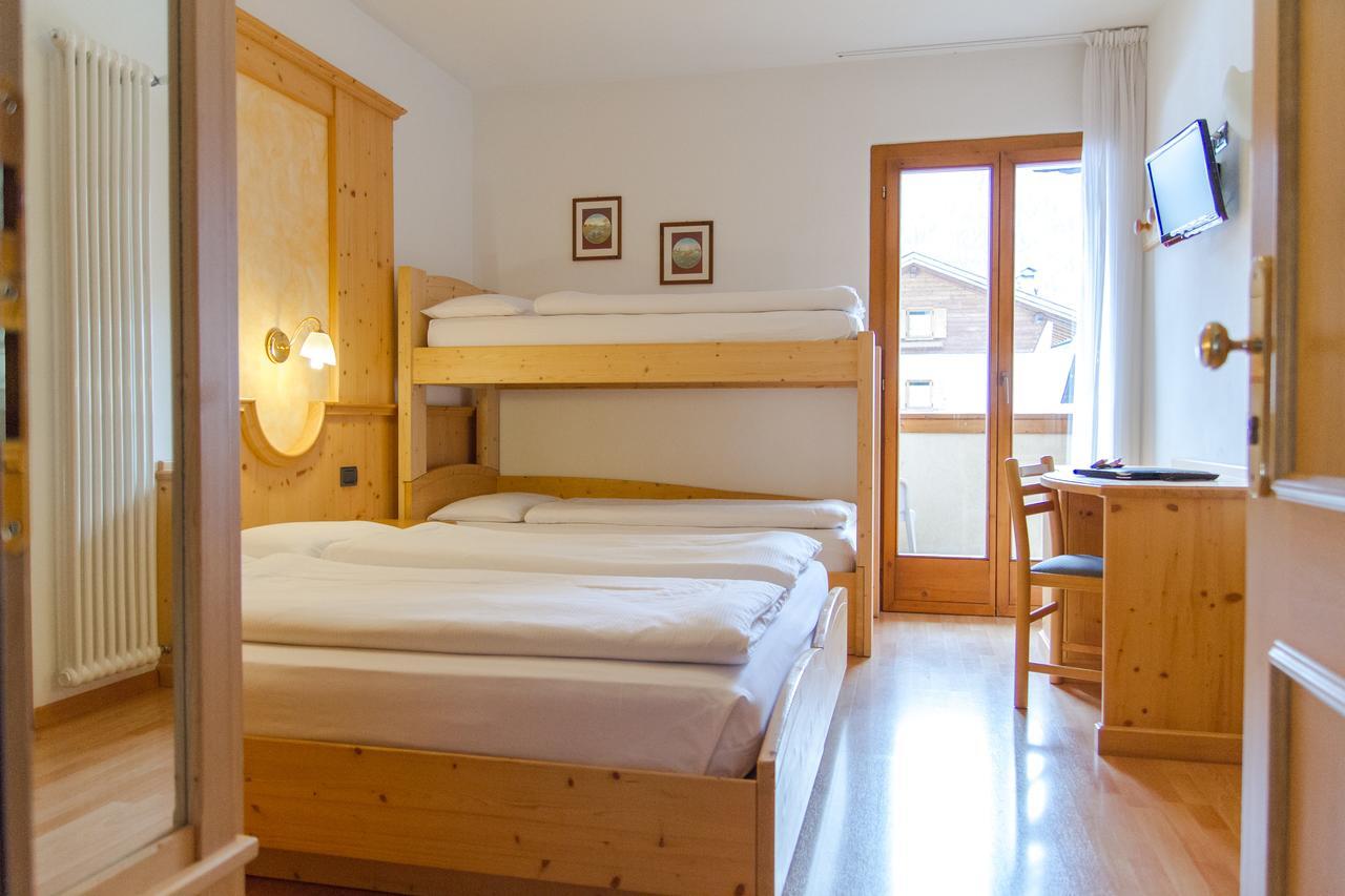 Hotel Genzianella Ziano di Fiemme Exteriér fotografie