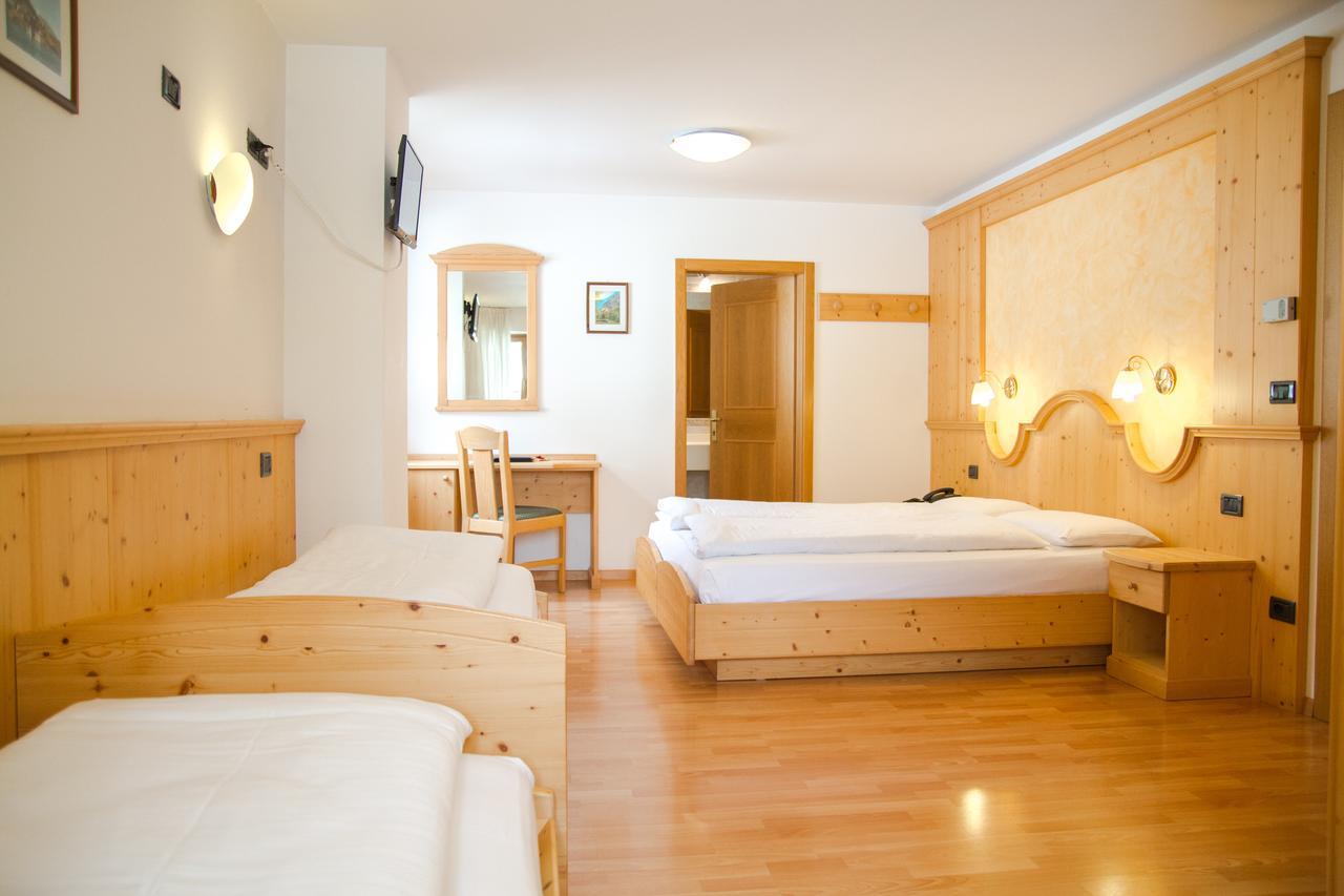 Hotel Genzianella Ziano di Fiemme Exteriér fotografie